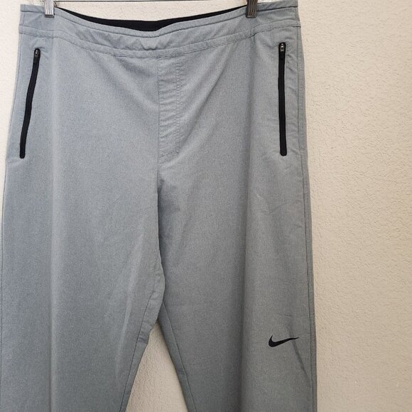 Nike Sweatless Woven Training‎ Pants Men's XL Warm-Up Gray 543485-063 - Picture 2 of 14